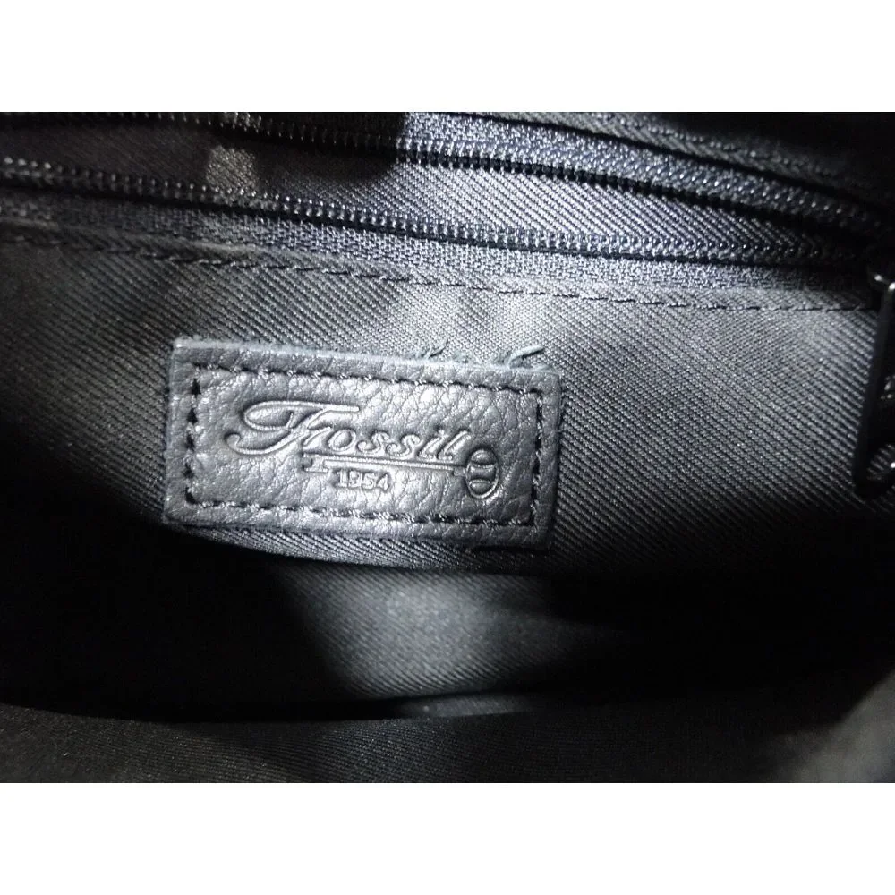 Fossil Small Crossbody Black Handbag - Leather Purse/Bag -‎ Key Charm